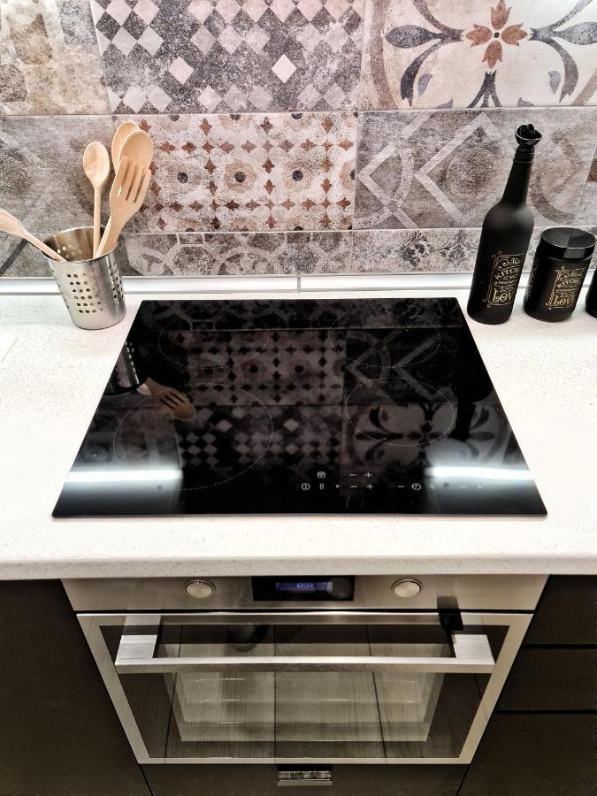 Apartment Borro Palace